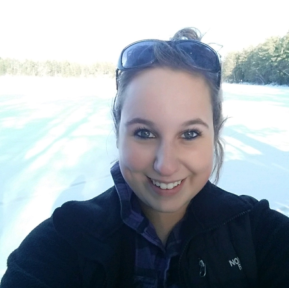 Meet your Posher, Kayla
